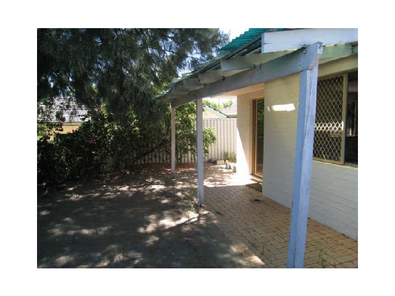 22 Gunbower Road, Mount Pleasant WA 6153