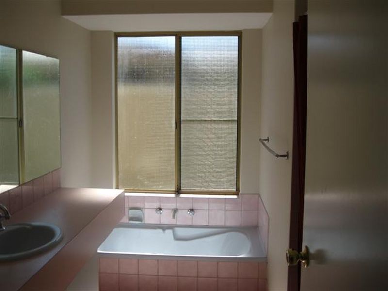 3 Redgum Court, Thornlie WA 6108