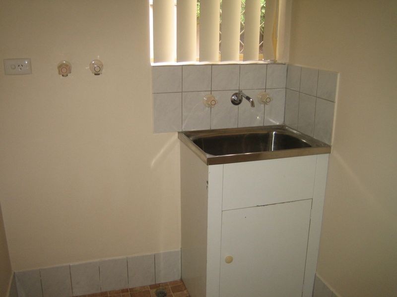 7/5 Dewey Street, Shelley WA 6148