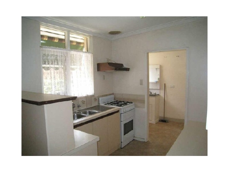 16 Brandon Way, Lynwood WA 6147