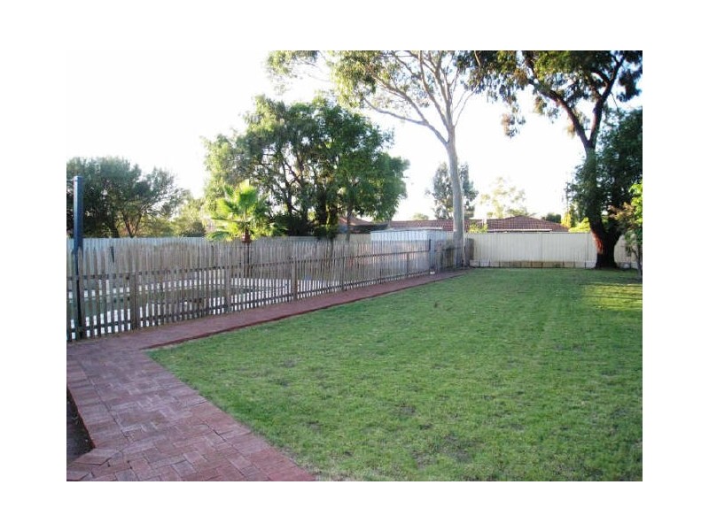 12 Kelly Place, Willetton WA 6155