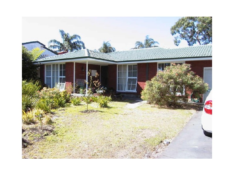 3 Elbe Court, Riverton WA 6148