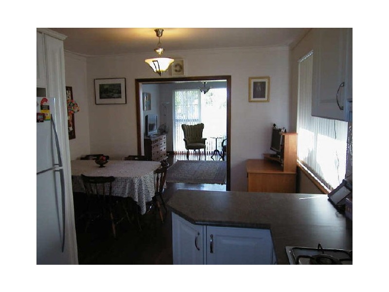 3 Elbe Court, Riverton WA 6148