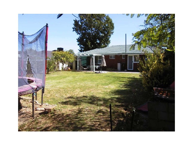 3 Elbe Court, Riverton WA 6148