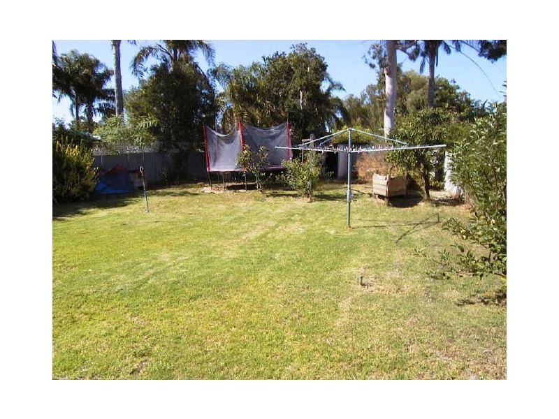 3 Elbe Court, Riverton WA 6148