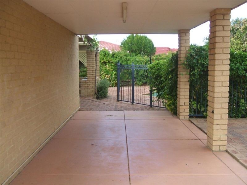 7 Cobalt Place, Riverton WA 6148