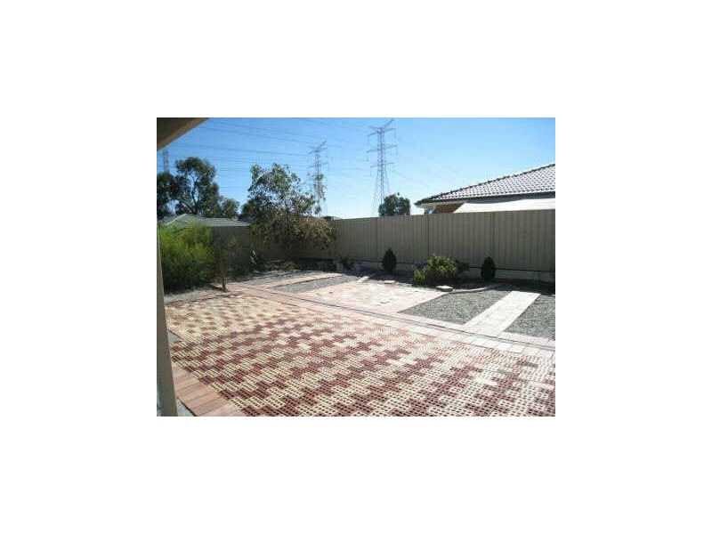 34 Briggs Street, South Lake WA 6164