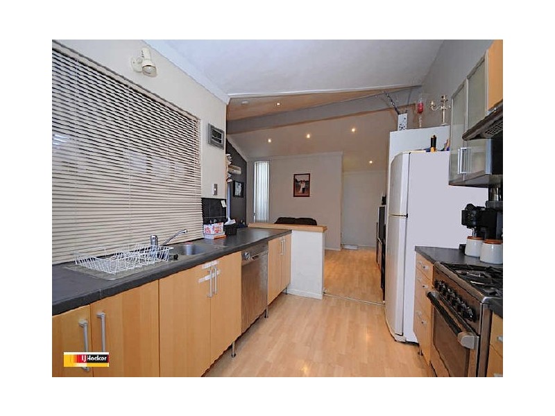 38 Vellgrove Avenue, Parkwood WA 6147