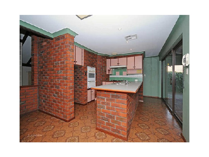 25 Stanbury Way, Booragoon WA 6154