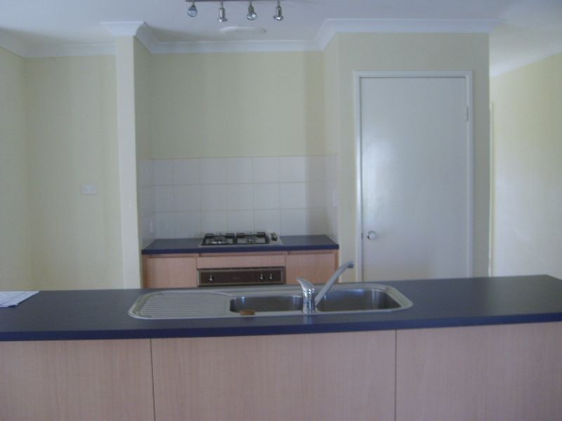 5 Ostling Avenue, Bertram WA 6167