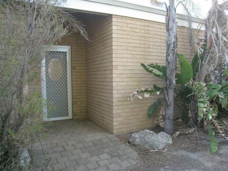b/193 Fern Road, Wilson WA 6107