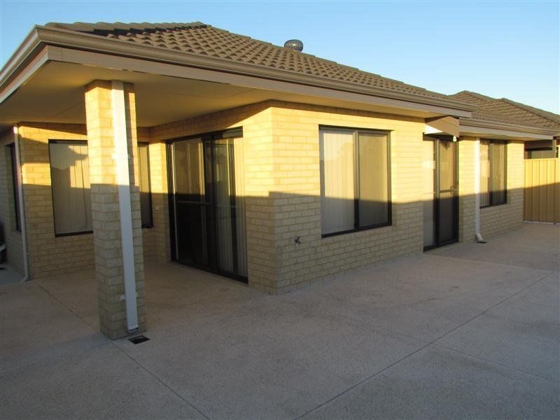 59 Ballycastle Loop, Canning Vale WA 6155