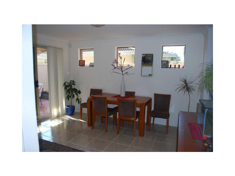 29 Beverley Place, Cloverdale WA 6105