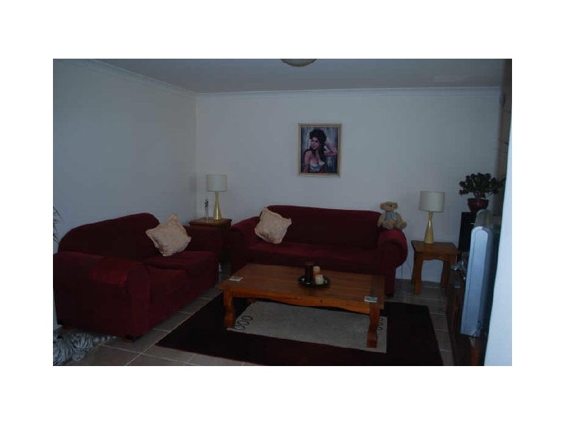 29 Beverley Place, Cloverdale WA 6105