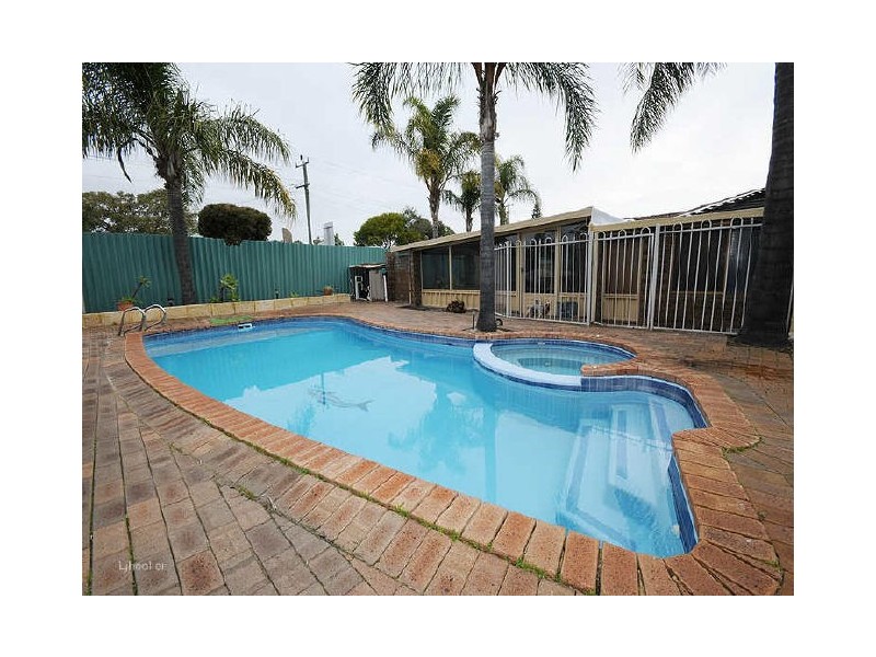 24 Huon Road, Willetton WA 6155