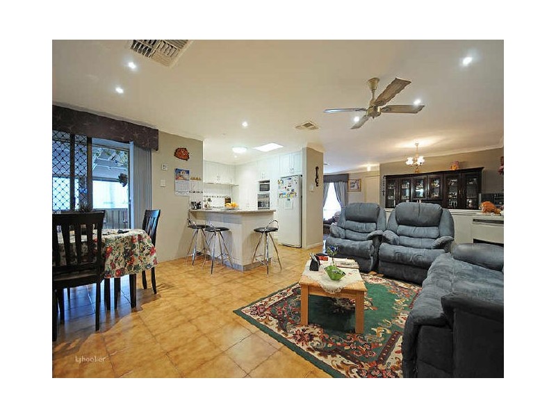 24 Huon Road, Willetton WA 6155