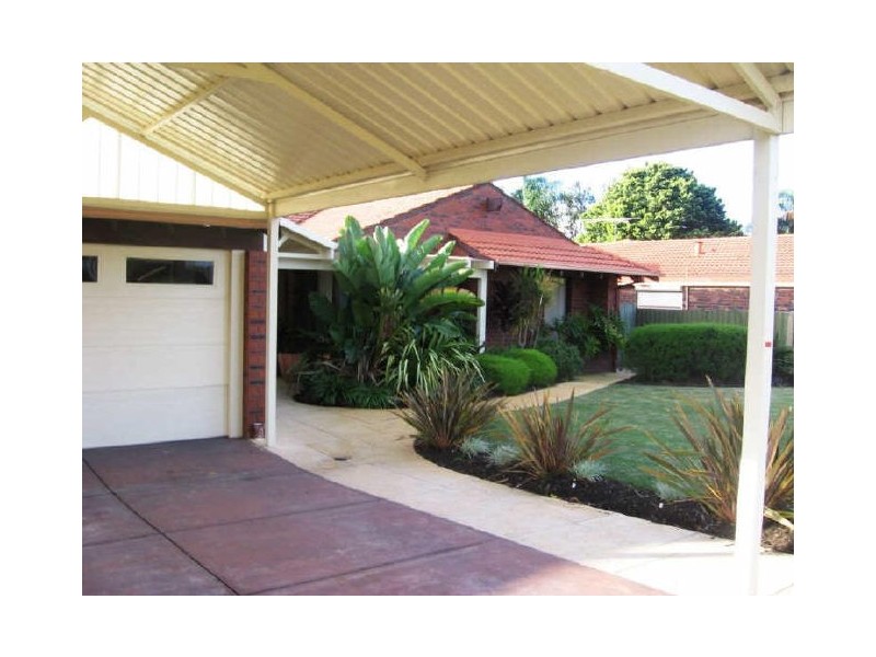 11 Lachlan Road, Willetton WA 6155