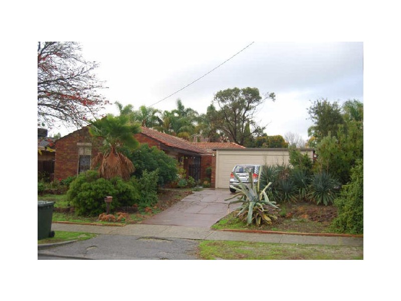 92 Burrendah Boulevard, Willetton WA 6155