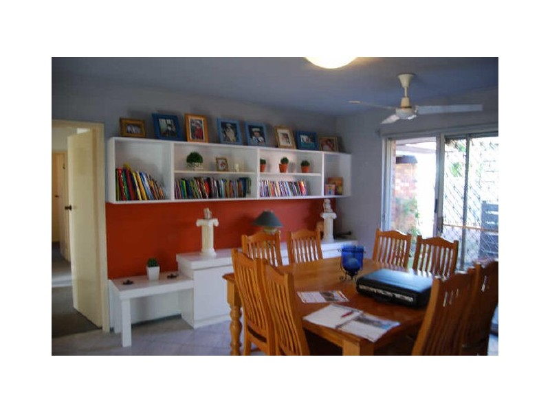 92 Burrendah Boulevard, Willetton WA 6155