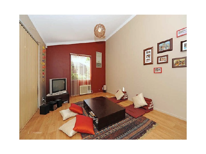 34 Vellgrove Avenue, Parkwood WA 6147