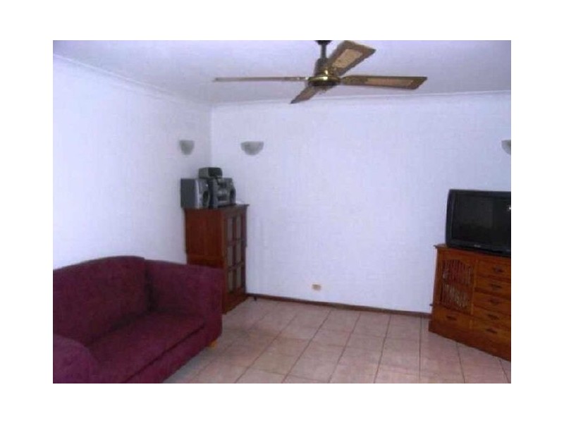 35 Battersea Road, Canning Vale WA 6155