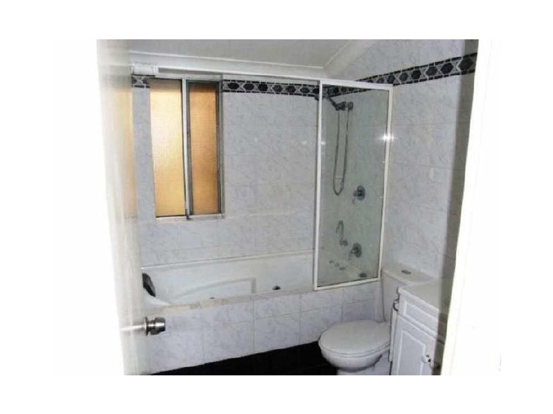 35 Battersea Road, Canning Vale WA 6155