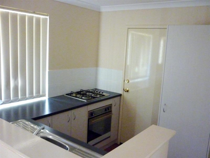 9/9 Muriel Street, Gosnells WA 6110