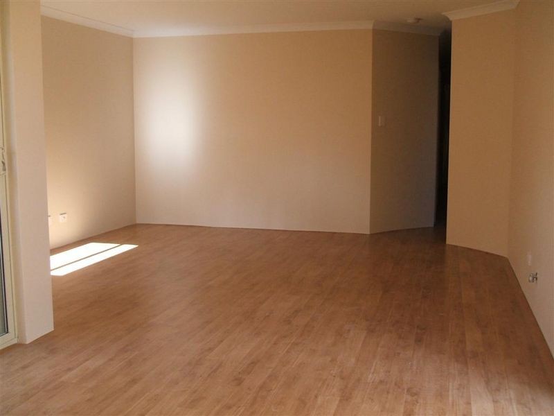 9/9 Muriel Street, Gosnells WA 6110