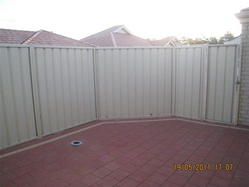 9/9 Muriel Street, Gosnells WA 6110