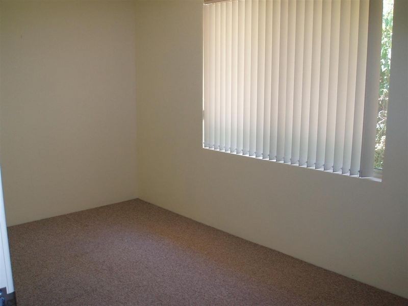 8 Elbe Court, Riverton WA 6148