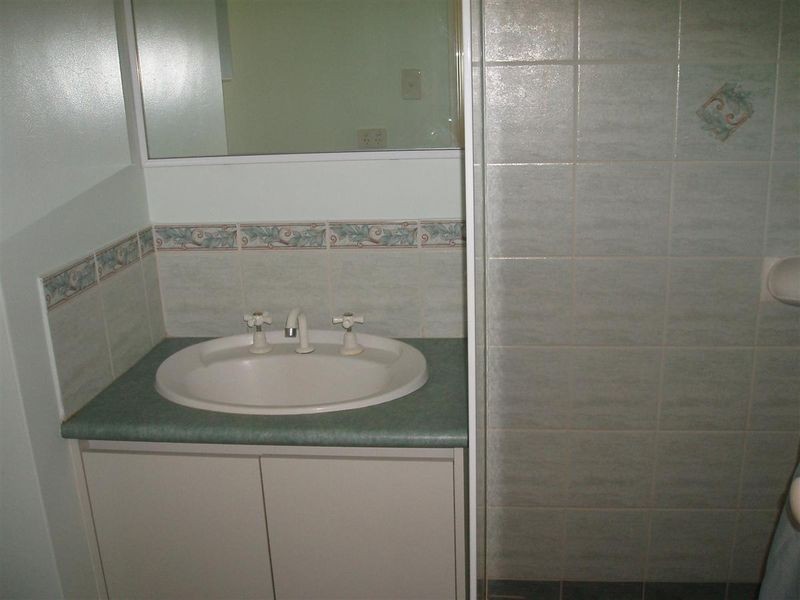 8 Elbe Court, Riverton WA 6148