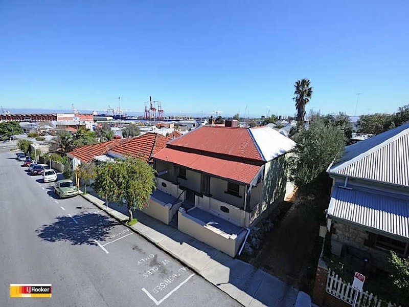 22 Finnerty Street, Fremantle WA 6160
