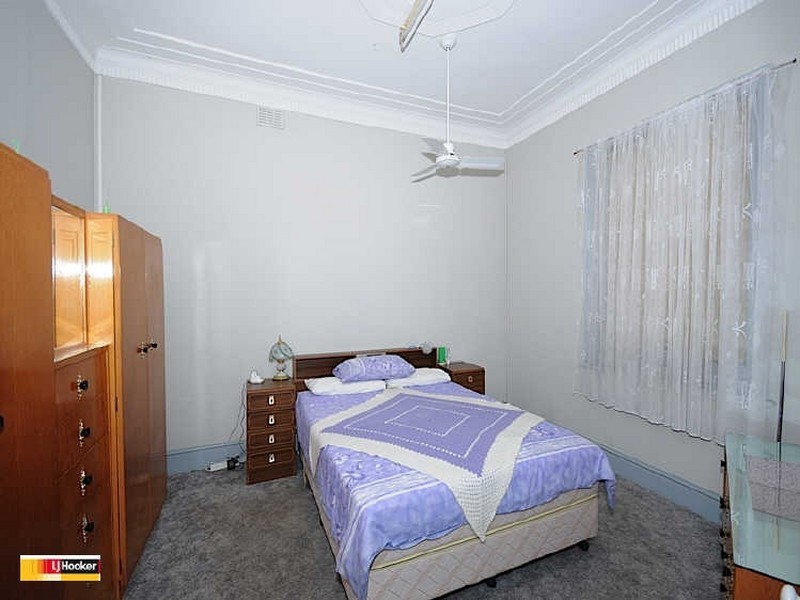 22 Finnerty Street, Fremantle WA 6160