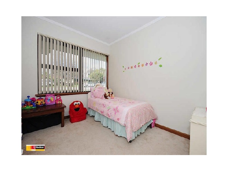 44 Riga Crescent, Willetton WA 6155