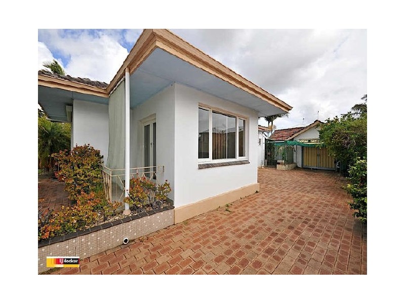 31 Leach Avenue, Riverton SA 5412