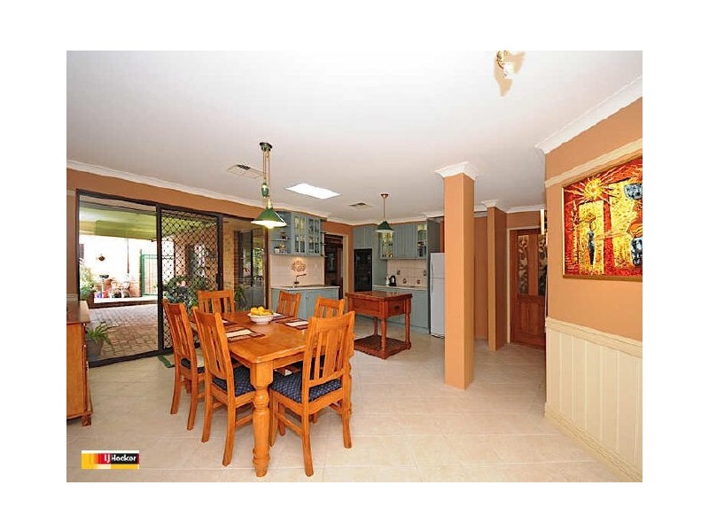 4 Utinga Court, Parkwood WA 6147