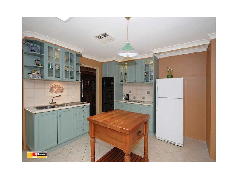 4 Utinga Court, Parkwood WA 6147