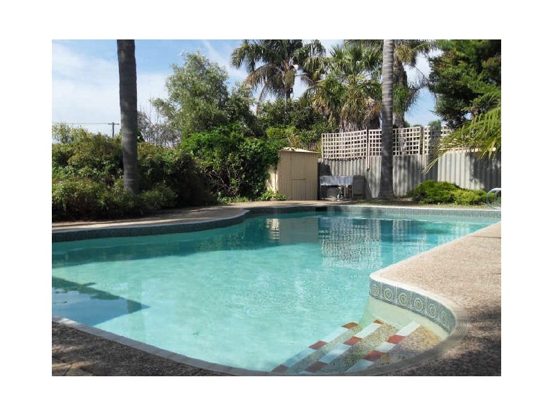 18 Sinian Crescent, Willetton WA 6155