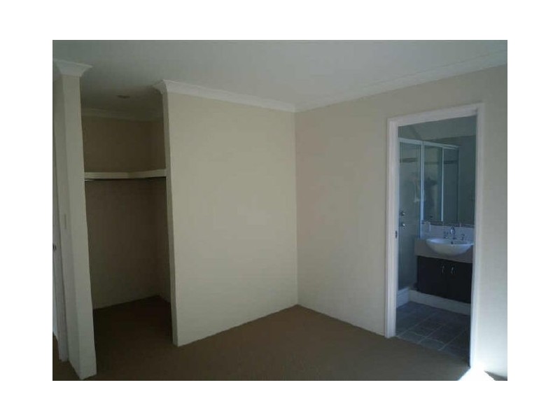 3/9 Holland Street, Gosnells WA 6110