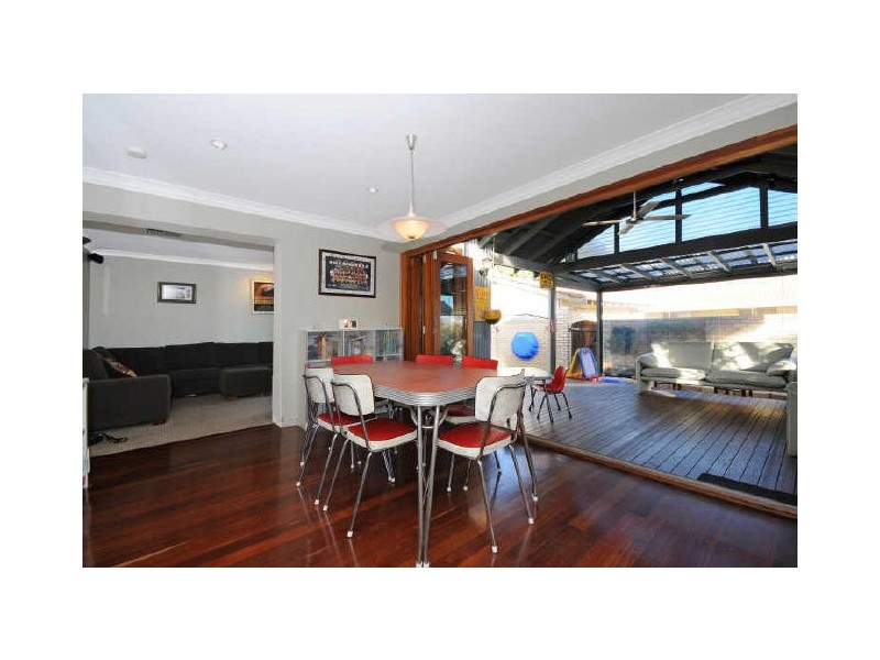 49 Mclean Street, Melville WA 6156