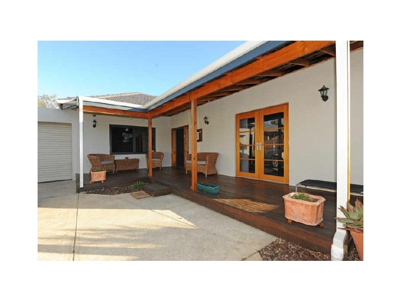 49 Mclean Street, Melville WA 6156