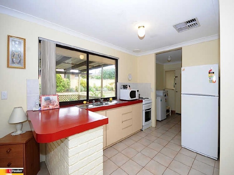 9 Jurien Way, Thornlie WA 6108