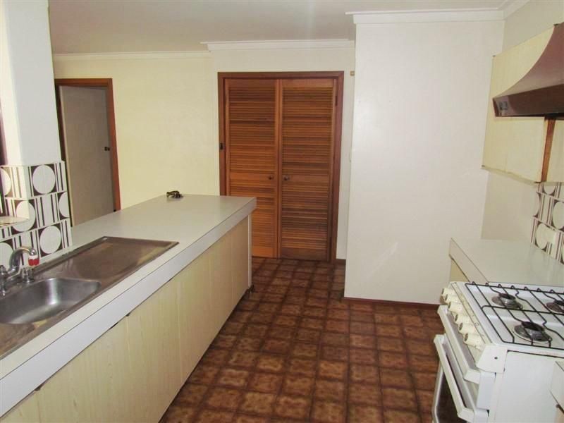 18 Upland Gardens, Willetton WA 6155