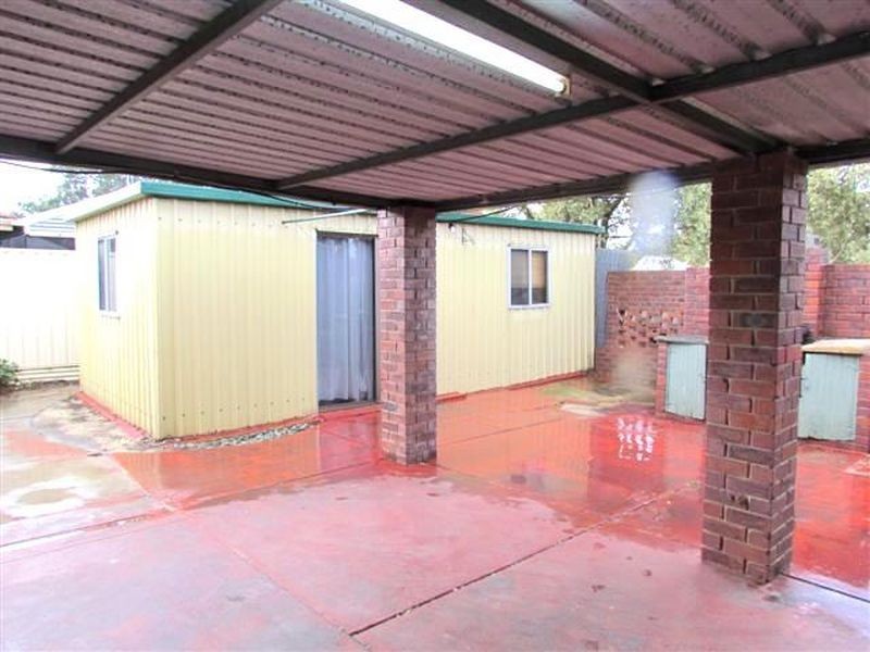 70 Lacey Street, Beckenham WA 6107