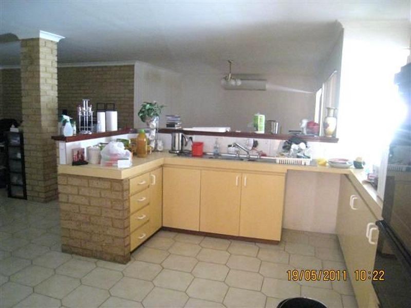 6 Murdoch Court, Parkwood WA 6147