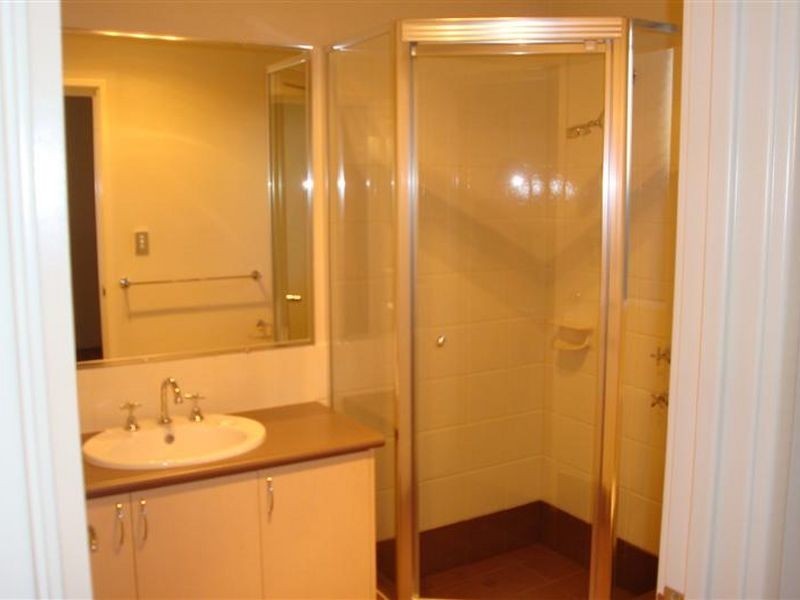 6 Weybridge, Wellard WA 6170