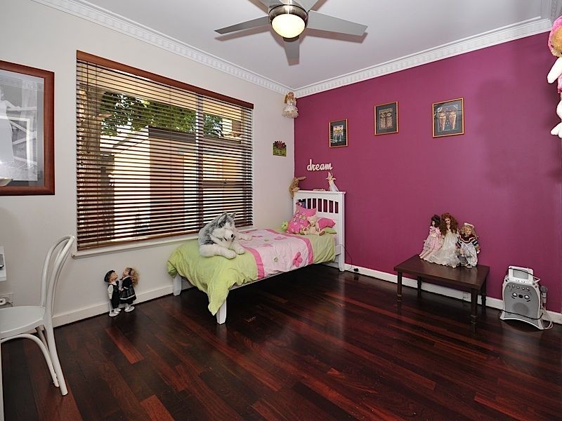 23 Corbel Street, Shelley WA 6148