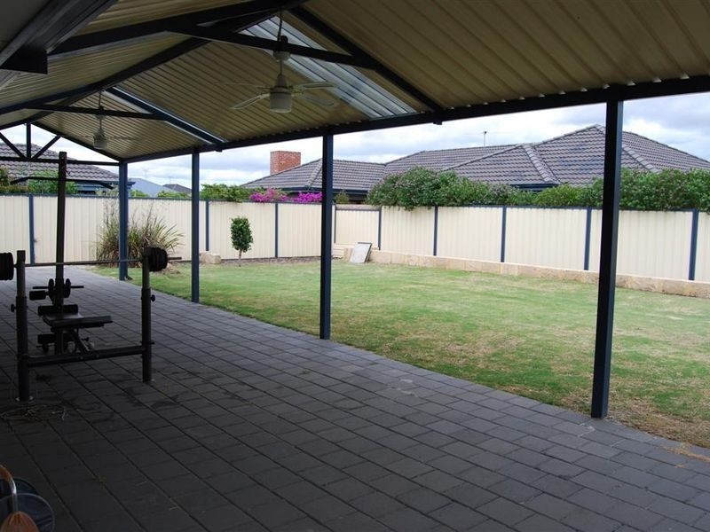 22 Alexandria Follow, Success WA 6164