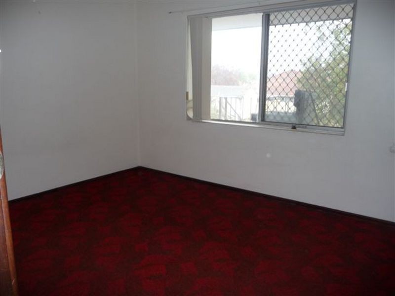 4/3 Acton Avenue, Bentley WA 6102