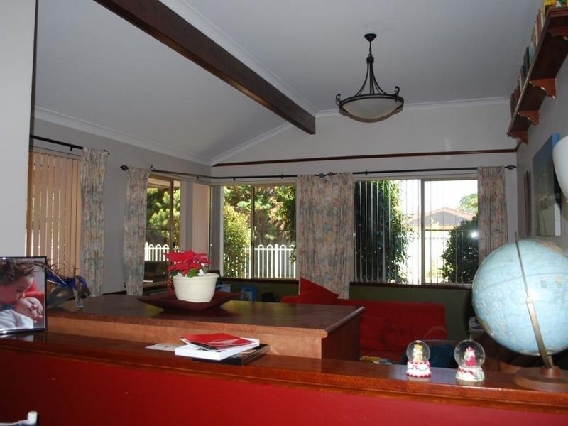 9 Alaric Court, Parkwood WA 6147